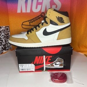 Jordan 1 High Retro OG Rookie of the Year Size 13M Pre-loved